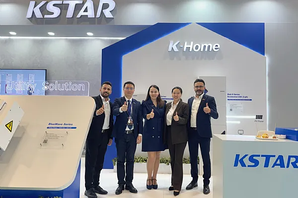 KSTAR presenta soluciones avanzadas de energía solar y almacenamiento de energía en Solarex Estambul 2025